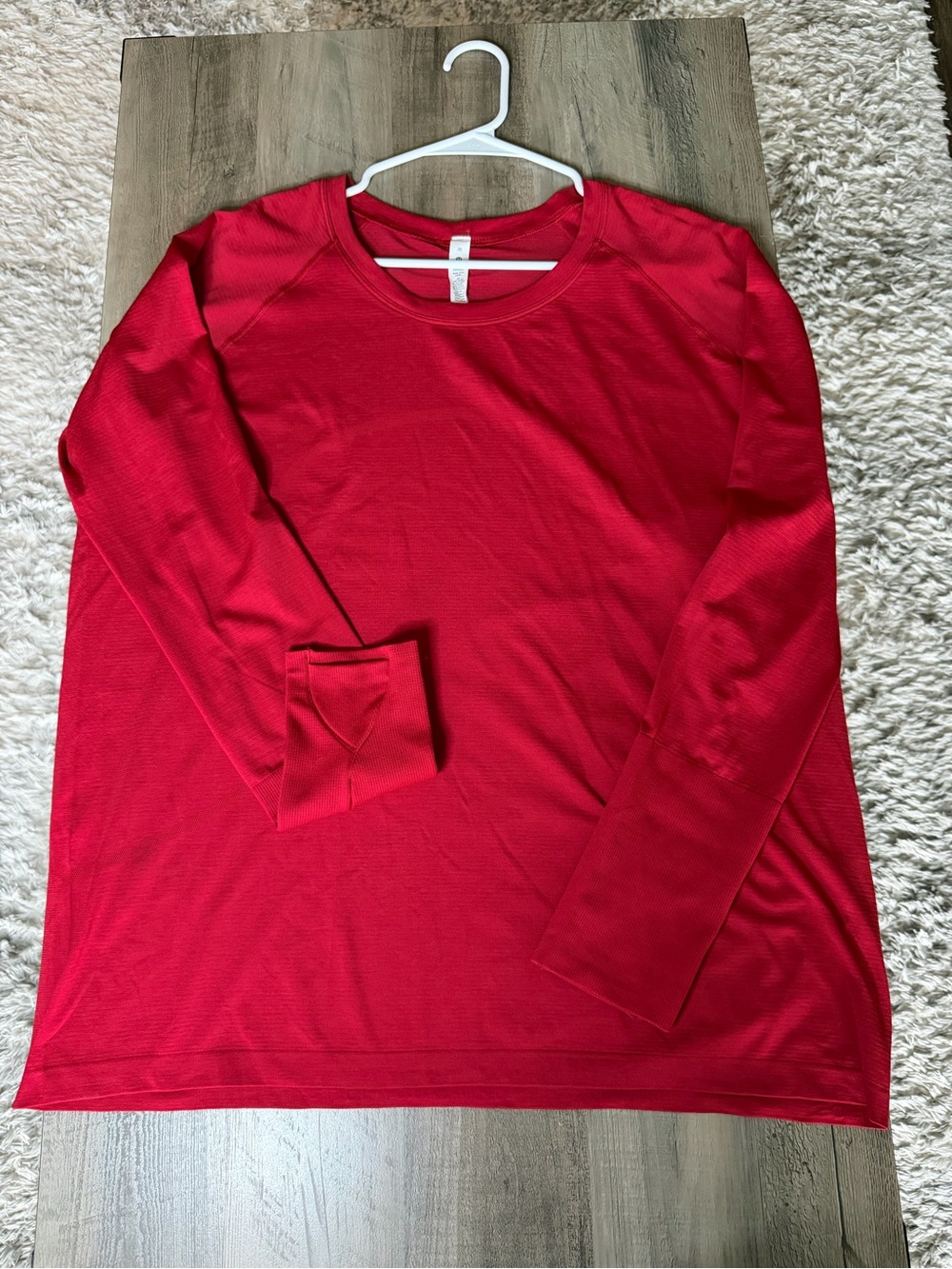 RARE NWOT Lululemon Swiftly Tech Long Sleeve *hip* Dark red Sz 20❣️